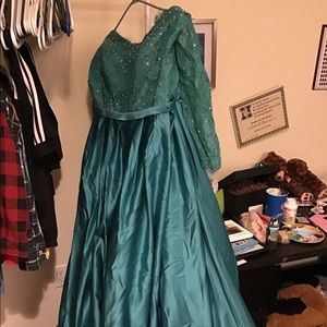 Plus size Prom dress
